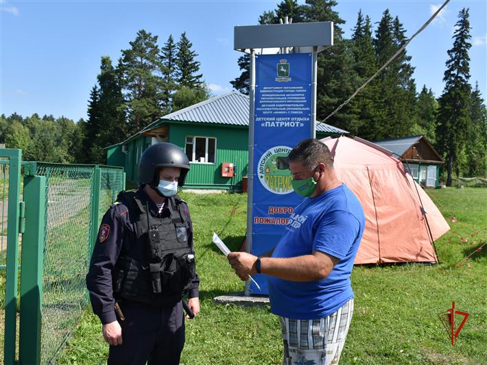 В Томской области сотрудники и военнослужащие Росгвардии приняли участие в учении по ликвидации последствий чрезвычайной ситуации