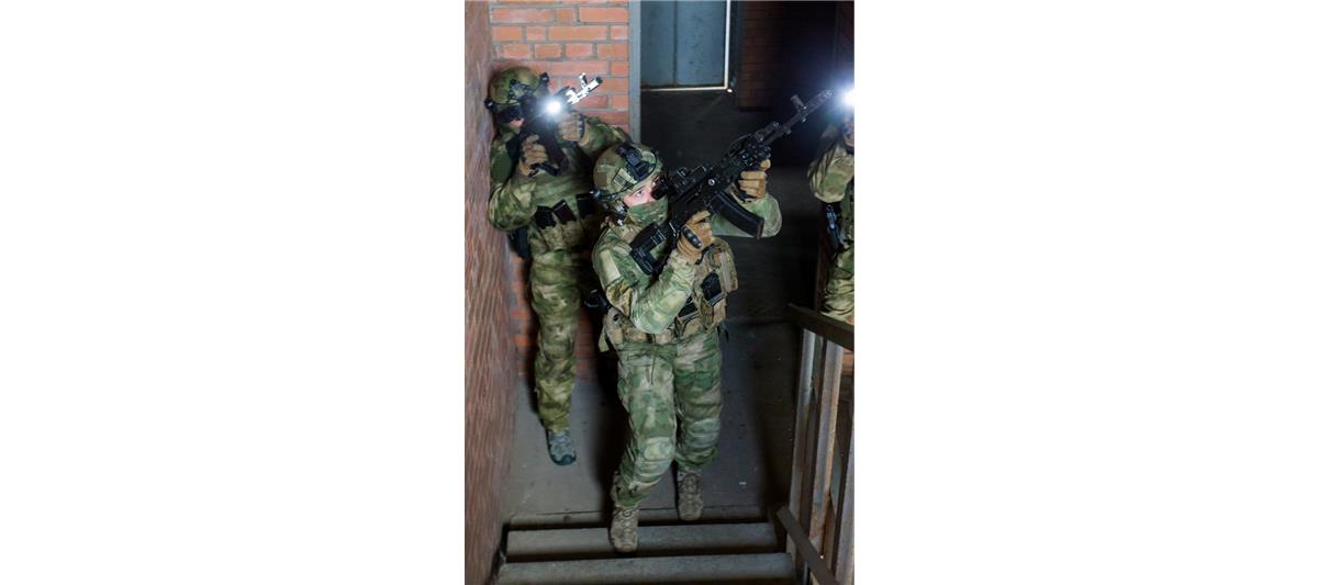 В Росгвардии началась активная фаза крупномасштабного оперативно-стратегического учения «Заслон-2021» под руководством директора генерала армии Виктора Золотова