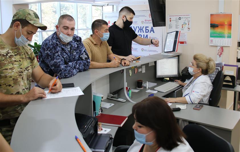 Владикавказские росгвардейцы стали донорами крови