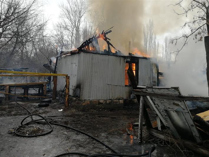 Липецких росгвардейцев наградили за спасение людей из огня