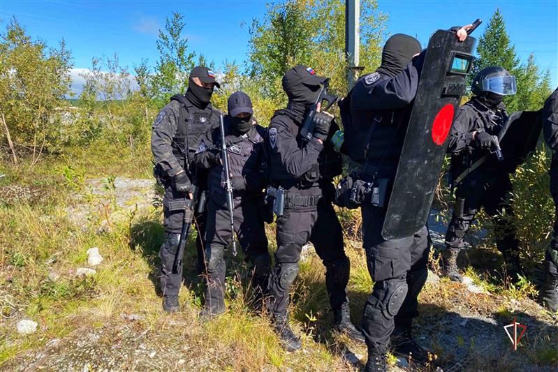 Росгвардия приняла участие в масштабном командно-штабном учении в Ямало-Ненецком автономном округе 