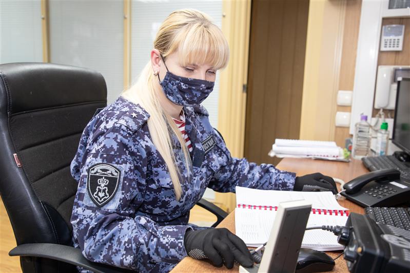 Попытка распространения наркотиков пресечена сотрудниками Росгвардии в Москве 