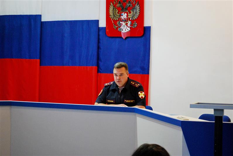 В Крыму состоялись торжественные мероприятия ко Дню Государственного флага России