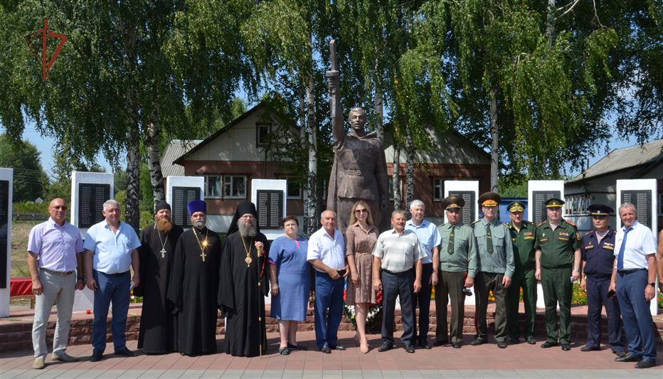 Представители Росгвардии приняли участие в открытии обновленного мемориала воинской славы в Тамбовской области