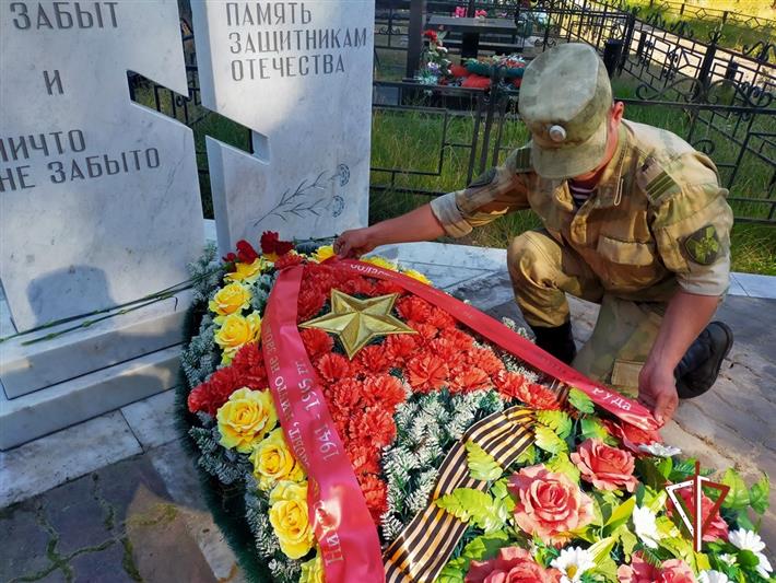 Тюменские росгвардейцы участвуют в ведомственной акции «На страже памяти»