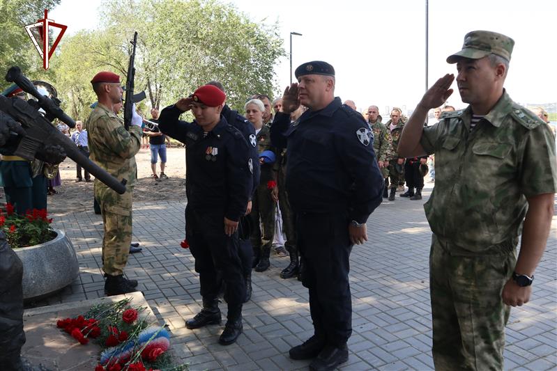 В Красноярске прошли торжества по случаю годовщины образования отряда спецназа «Русь» войск правопорядка 