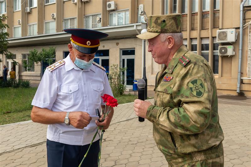 Ветераны войск правопорядка приняли участие в памятной акции в Краснодаре