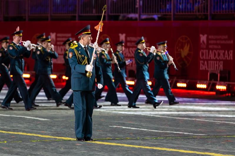 Оркестры Росгвардии выступили на открытии XIV Международного военно-музыкального фестиваля «Спасская башня»