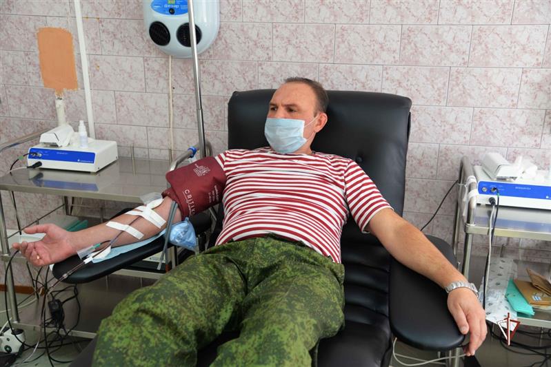 На Ямале росгвардейцы приняли участие во всероссийской донорской акции «От сердца к сердцу»