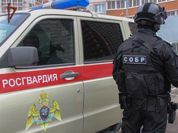 При содействии Росгвардии в Иркутской области задержаны подозреваемые в совершении  коррупционного  преступления