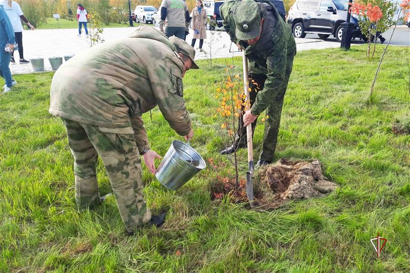 Росгвардия поддержала всероссийские экологические проекты на Ямале