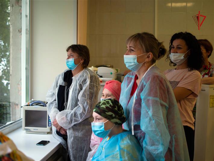 Росгвардейцы подарили праздник маленьким пациентам томской больницы