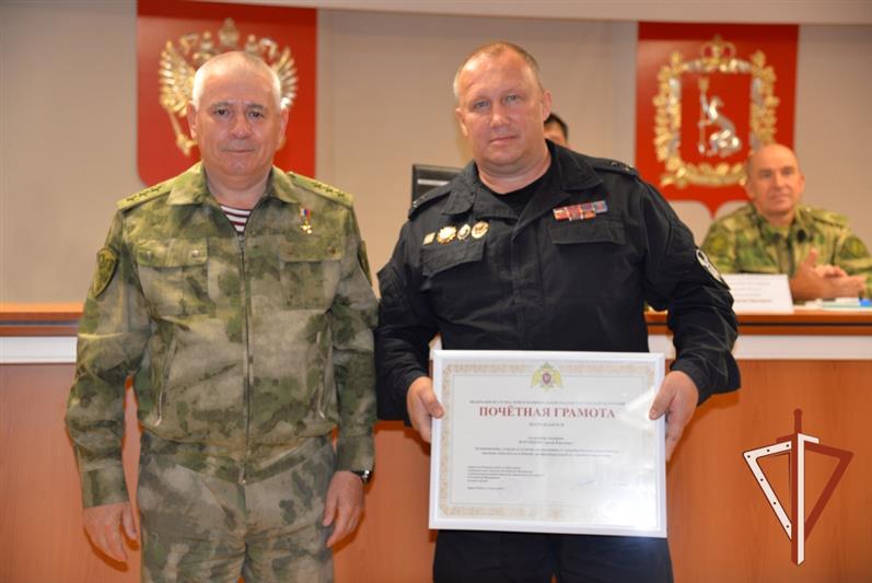 Командующий Уральским округом Росгвардии проверил подразделения, дислоцированные в Свердловской области 