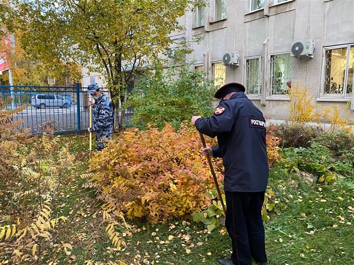 Акцию «Зеленая Россия» поддержали росгвардейцы в Сыктывкаре