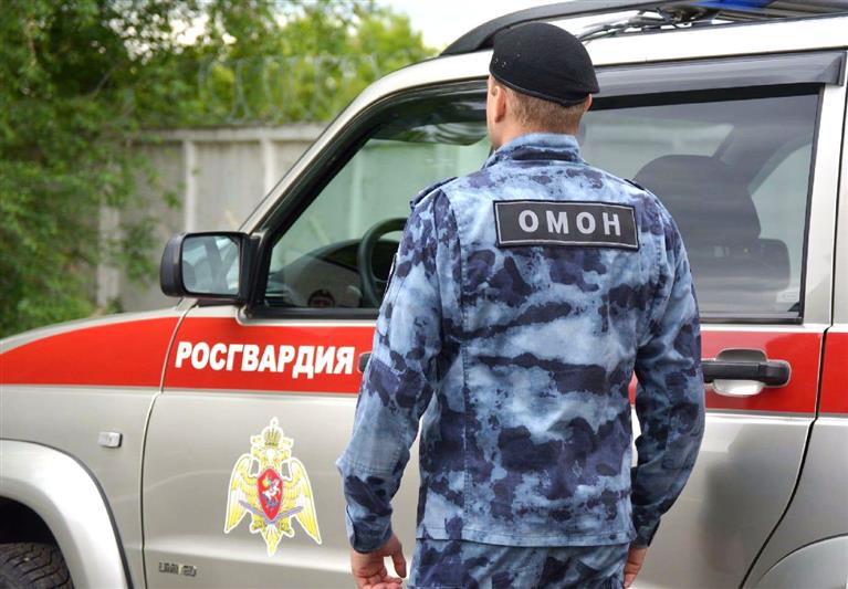 На Среднем Урале сотрудники ОМОН Росгвардии обследовали и уничтожили боеприпас