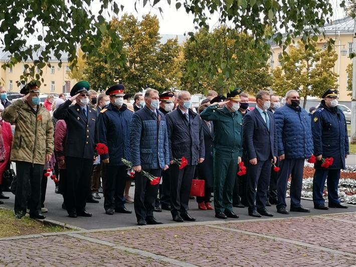 Представители Росгвардии почтили память воинов, освобождавших от фашистов Карелию