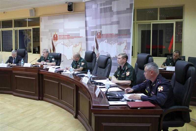 В Восточном округе Росгвардии состоялось заседание оперативного штаба