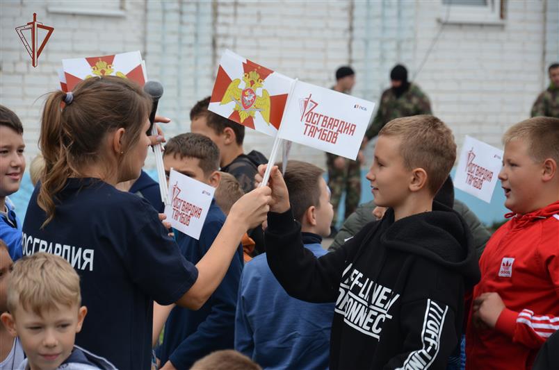 Тамбовские росгвардейцы провели спортивно-патриотическое мероприятие для детей