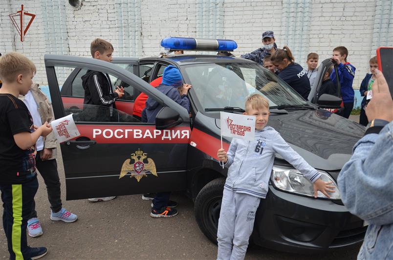 Тамбовские росгвардейцы провели спортивно-патриотическое мероприятие для детей