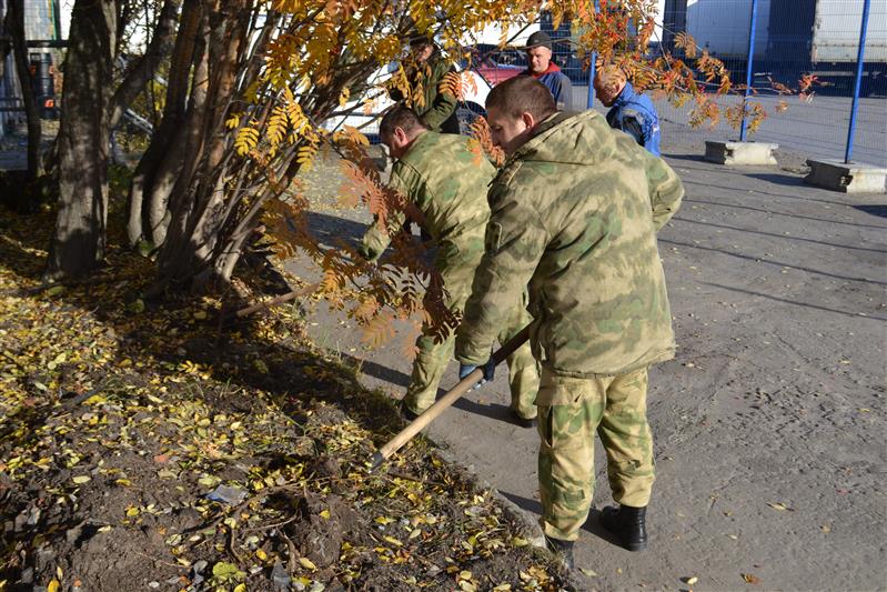 Росгвардейцы приняли участие во всероссийском экологическом субботнике в Заполярье