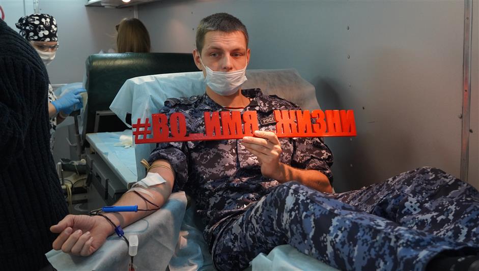 Саратовские росгвардейцы поддержали акцию в поддержку детей с онкологическими заболеваниями