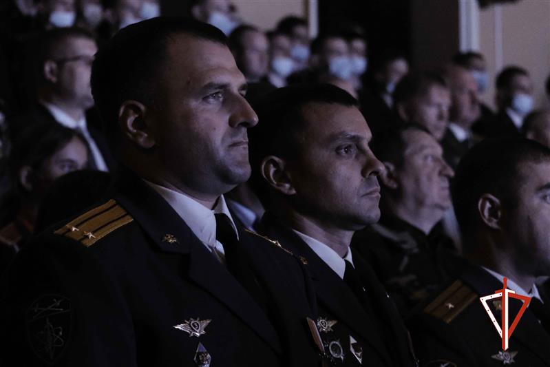 Уральские росгвардейцы стали лауреатами Всероссийской премии «Офицеры России» (видео)