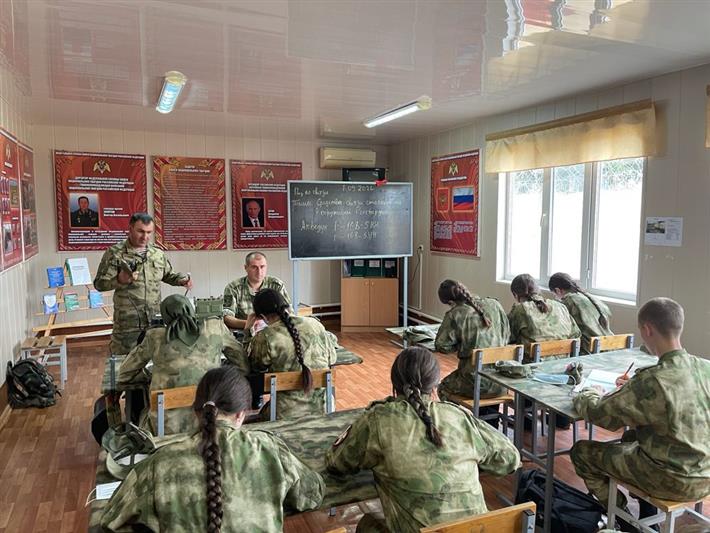 Кизлярский класс Росгвардии «Гвардейская смена» приступил к профильному обучению
