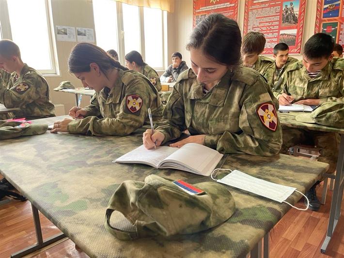 Кизлярский класс Росгвардии «Гвардейская смена» приступил к профильному обучению