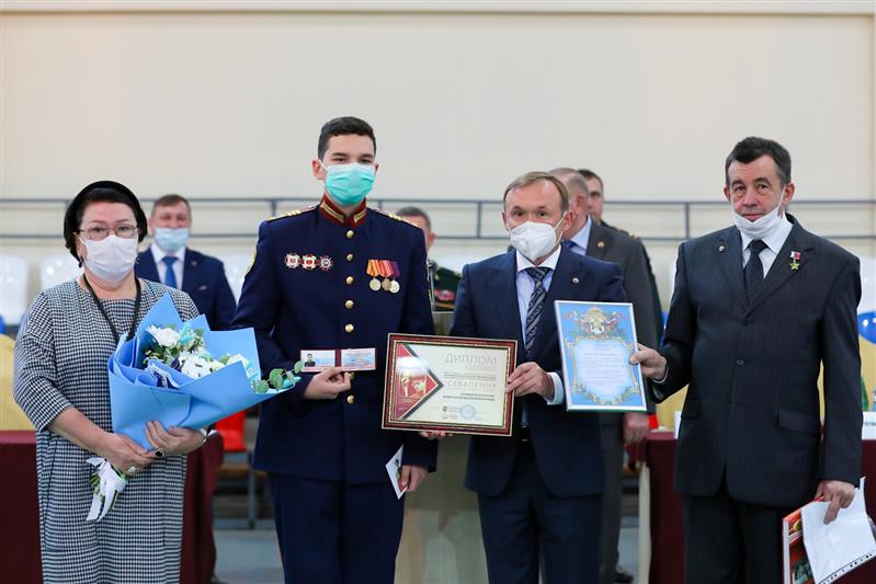 В Росгвардии стартовал чемпионат по самбо и боевому самбо на Кубок Героя России генерал-полковника Анатолия Романова