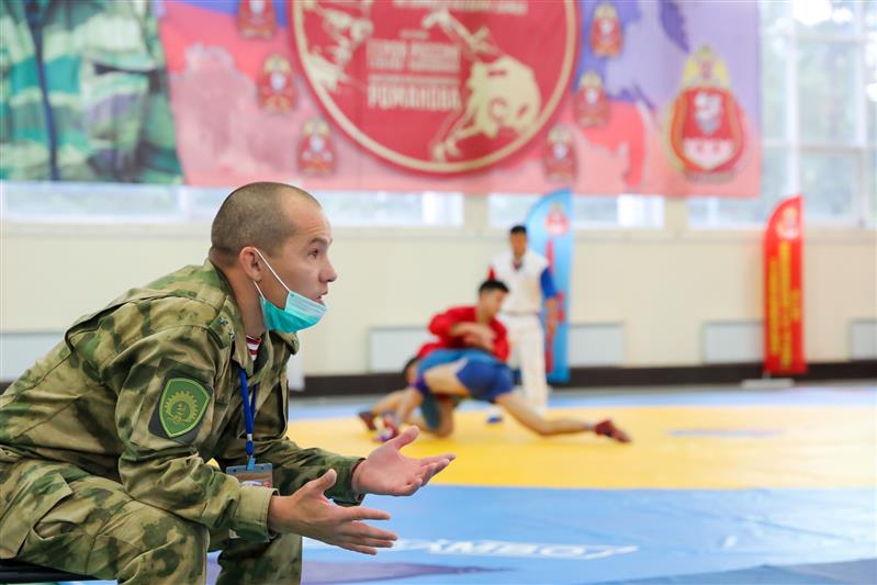 В Росгвардии стартовал чемпионат по самбо и боевому самбо на Кубок Героя России генерал-полковника Анатолия Романова