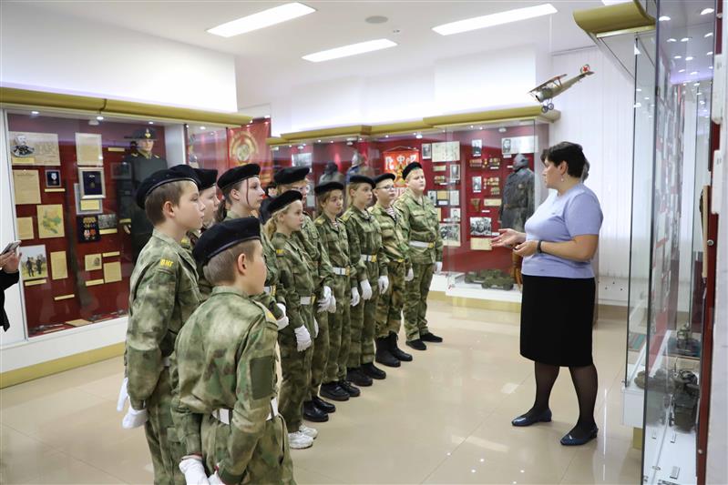 Рязанские школьники посетили Центральный музей Росгвардии