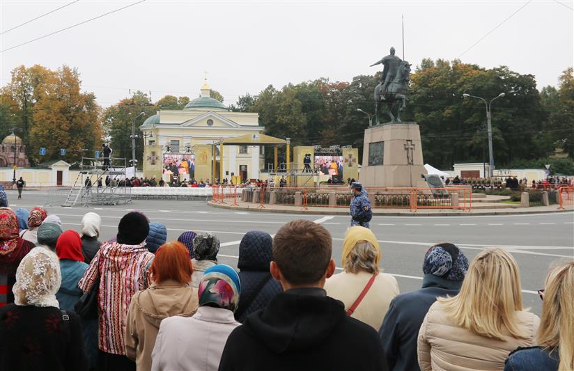 Росгвардия обеспечила правопорядок в Петербурге на праздновании 800-летия со дня рождения Александра Невского