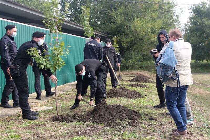 Телезрители Ростовской области узнали об участии росгвардейцев в экологической акции (видео)