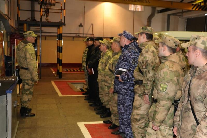 В Уральском округе Росгвардии начался перевод вооружения и техники на зимний период эксплуатации