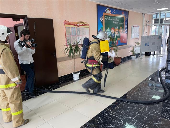 В ведомственной школе Росгвардии в Ингушетии состоялись совместные пожарно-тактические учения