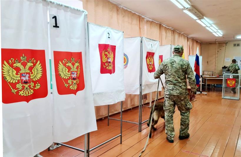 Росгвардия обеспечивает безопасность проведения выборов на юге России