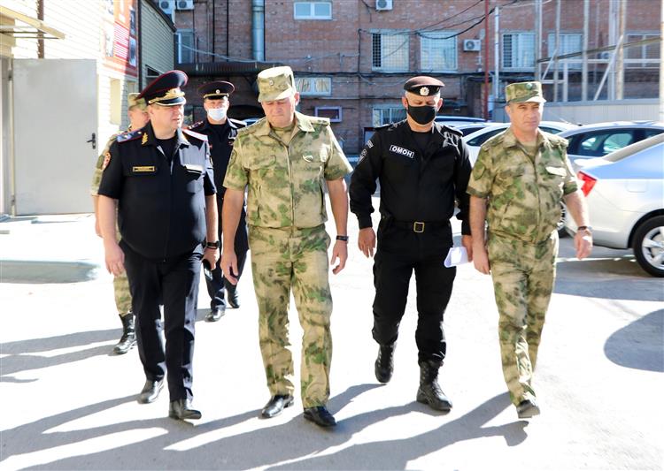 Командующий Южным округом Росгвардии проинспектировал подразделения  ведомства в Ростовской области