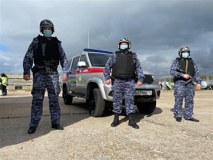 Сотрудники Росгвардии приняли участие в совместном учении в столичном аэропорту Домодедово