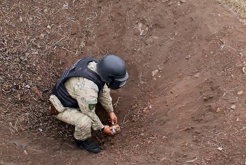 Взрывотехники Росгвардии уничтожили ранее изъятые боеприпасы в Оренбуржье (видео)