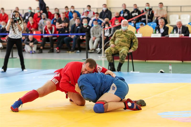 Определились победители чемпионата Росгвардии по самбо и боевому самбо