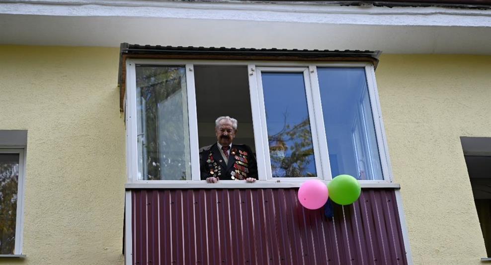 Торжественным маршем для 100-летнего ветерана войны прошли росгвардейцы в Уфе