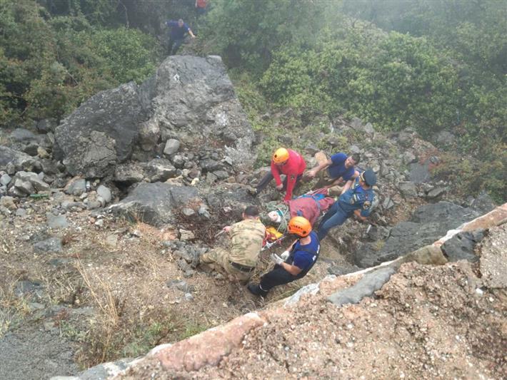 Росгвардейцы первыми пришли на помощь пострадавшим в ДТП в Крыму