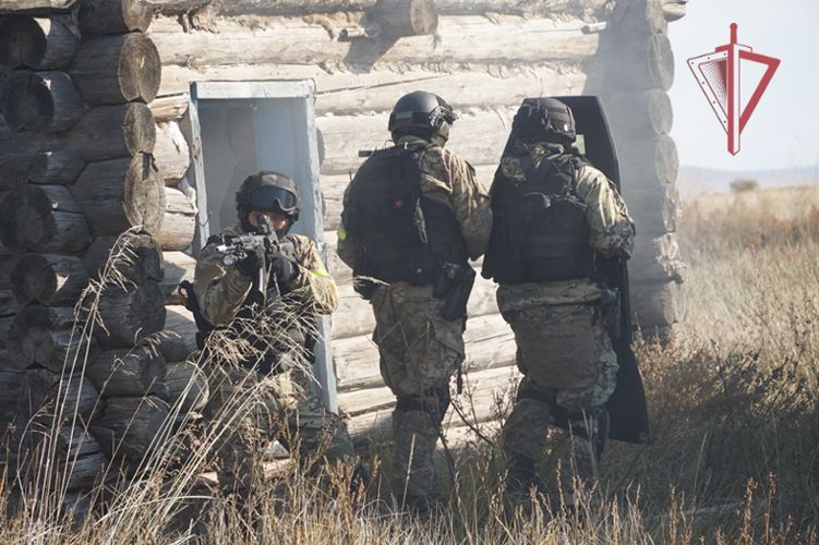 Росгвардейцы приняли участие в учениях на приграничной территории в Бурятии