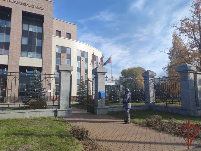 Росгвардия провела тактико-специальные учения в Санкт-Петербурге