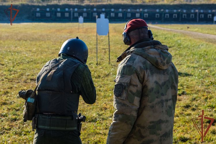 Испытания на право ношения крапового берета проведены в Центральном округе Росгвардии 