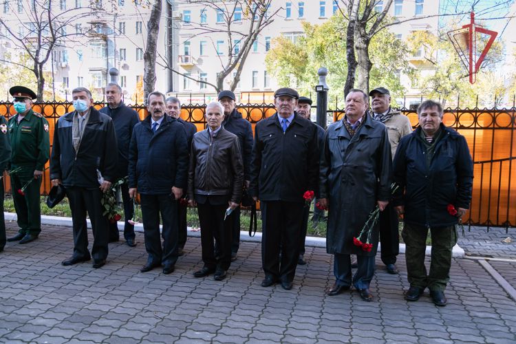 Память Героя России генерал-полковника Игоря Груднова почтили в Хабаровске  