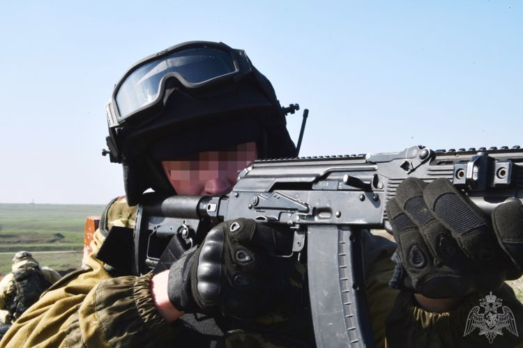 В Ростове-на-Дону 33-летие с момента формирования отметили сотрудники ОМОН Росгвардии