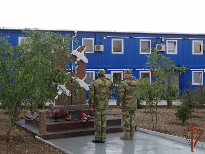 Командующий Южным округом Росгвардии проинспектировал подразделения ведомства в Крыму