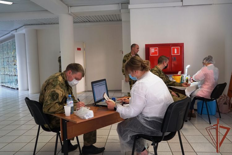 Росгвардейцы пополнили запасы донорской крови Карелии более чем на 10 литров 