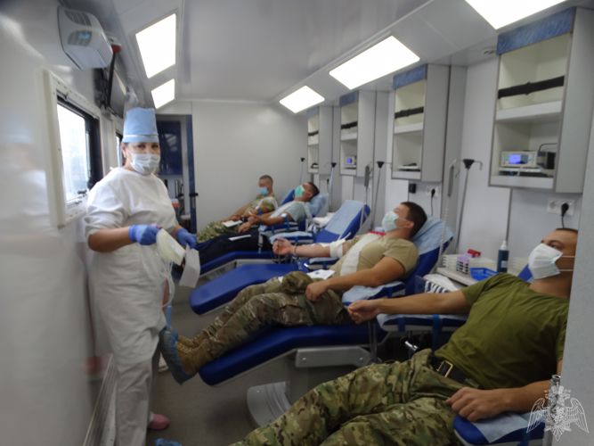 Крымские росгвардейцы  приняли участие в донорской акции